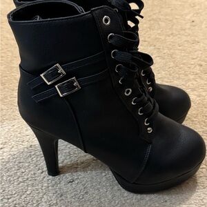 Black Heeled Boots with Platform Sole and Buckle Straps